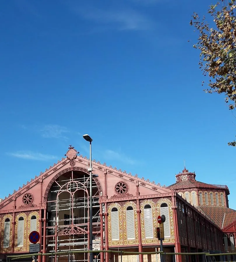 Aparteasy - Family Sant Antoni Apt. Barcelona Apartamento